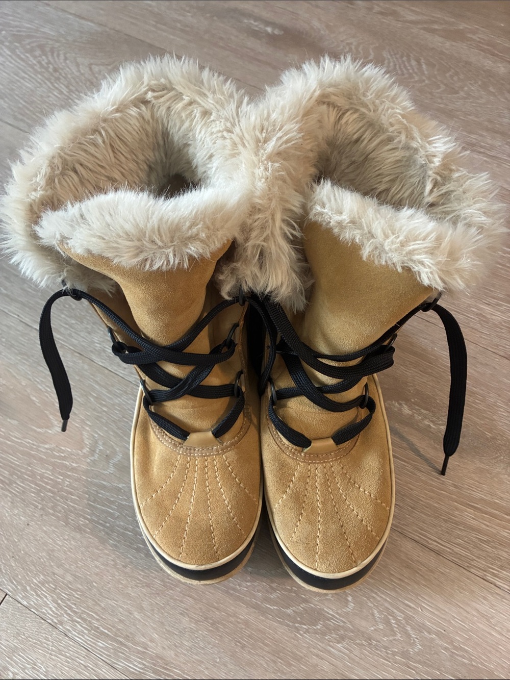 Sorel Women's Tan Faux-Fur Lace-Up Winter Boots